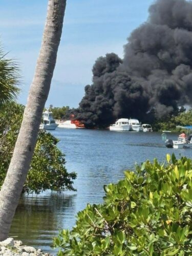 M/PIFCD helps fight boat fire off Calusa Island